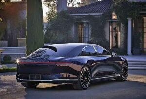 2026-lincoln-town-car-is-coming-back